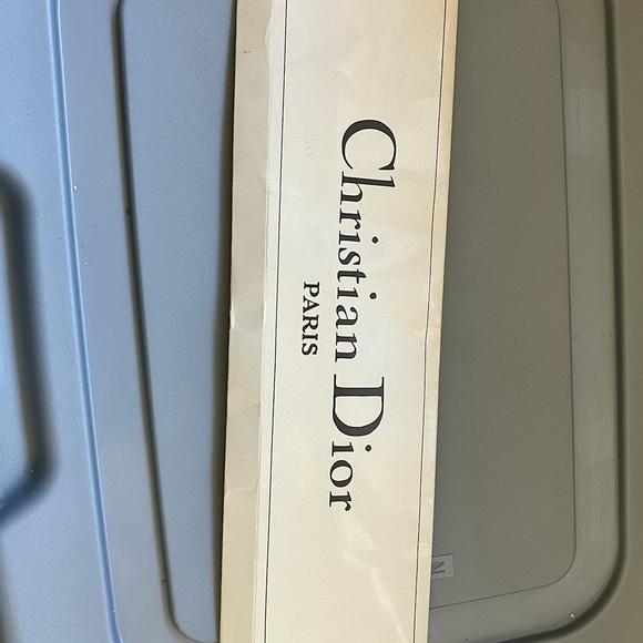 Tie - Picture 2 of 6